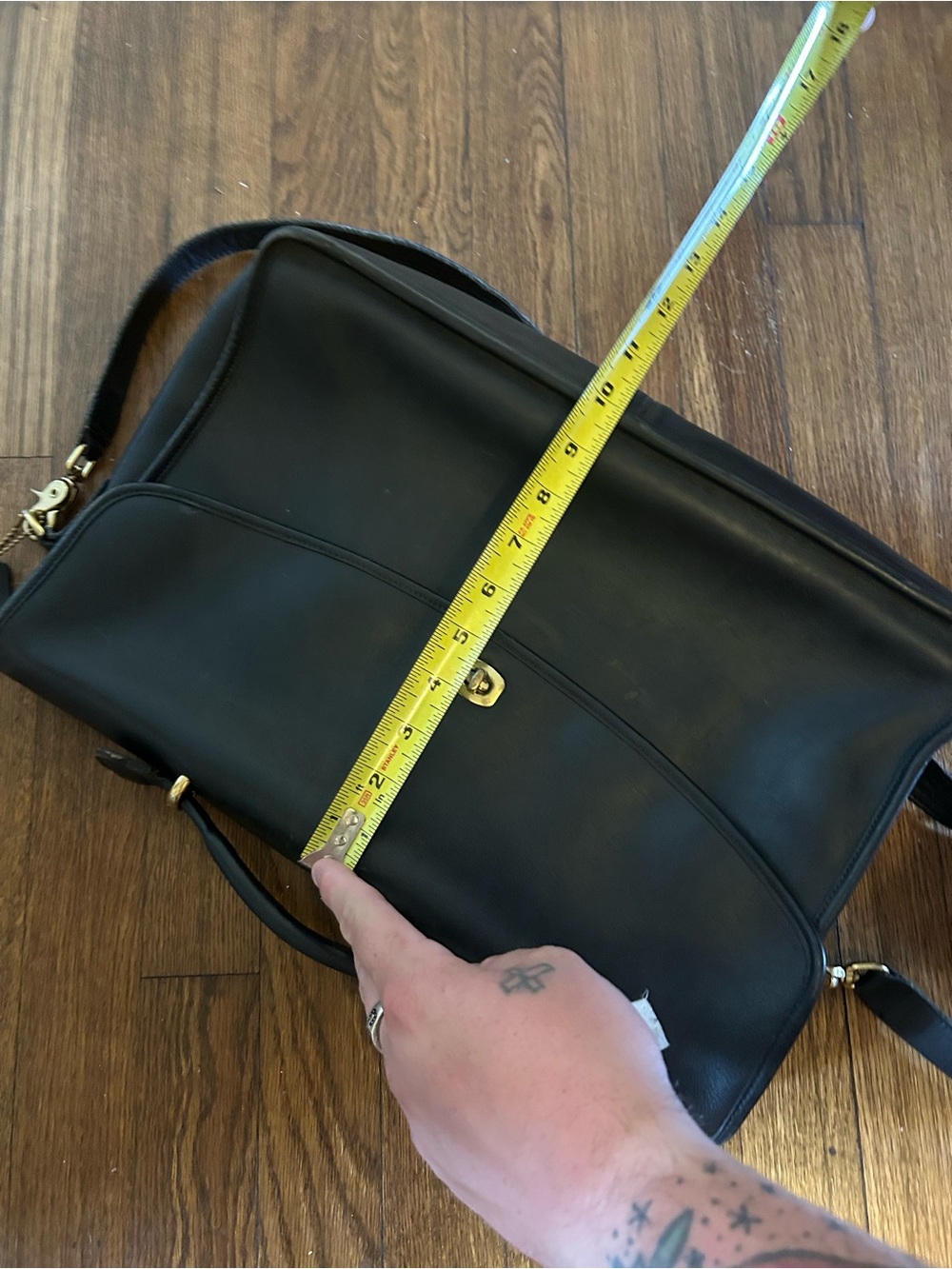 Coach Black Leather Briefcase with Gold Hardware Vintage - Picture 7 of 10